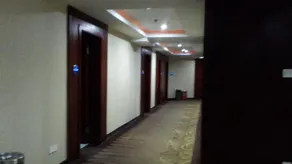 Zhongshan Tianhong Hotel - Image 3