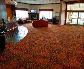 Rock Island Inn & Suites Marshalltown - Image 4