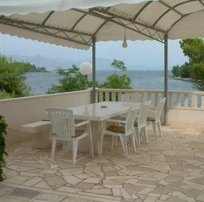 Seaman's House - Image 1