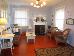 Isabelle's Beach House - Image 3