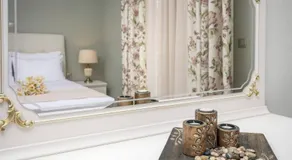 Stratos Deluxe Apartments - Image 5
