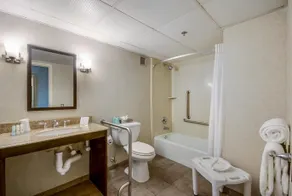 Chester Hotel & Conference Center - Image 5