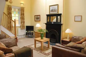 Ticketing Hall at Tavistock Railway Station - Image 4