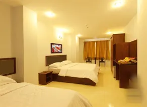 V & M Hotel - Image 2