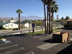 San Jacinto Inn - Image 3