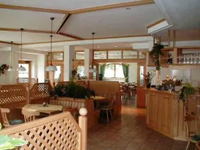 Gasthaus Pension Moosbrau - Image 5