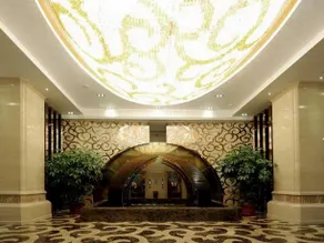 Golden Splendid Gynn Hotel - Image 5
