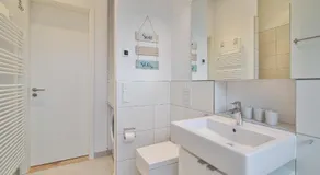 Reetdachhaus mit direktem Seeblick - HUNDE willkommen - Image 3