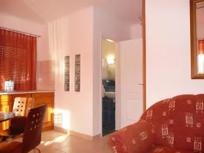 Szaffária Apartman - Image 3