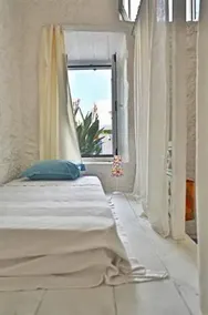 Lemonia House - Image 2