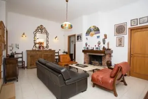 Lodge Roma - Image 3