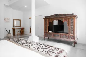 SooBali White Villa - Image 5