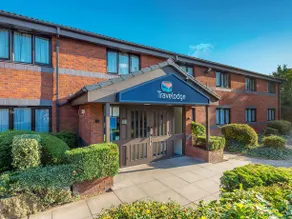 Travelodge London Ilford Gants Hill - Image 2