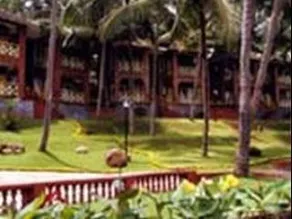 Kadaloram Beach Resort - Image 4