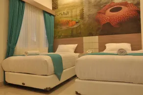 Poin Phila Hotel - Image 5