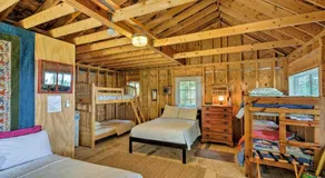 Rustic Lake House on Lake Champlain s Barney Point - Image 4