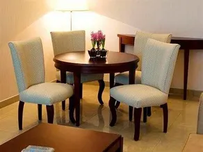 Royal Ascot Hotel Apartment - Image 5