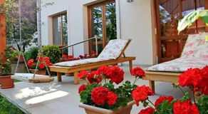 Várszálló Apartman - Image 2