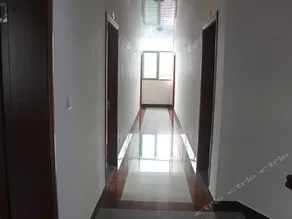 Longwei Hotel - Image 5