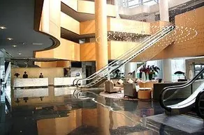 Tianjin Crystal Palace Hotel - Image 2