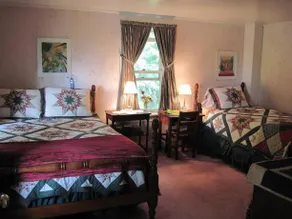 Maple House Bed And Breakfast - Image 4