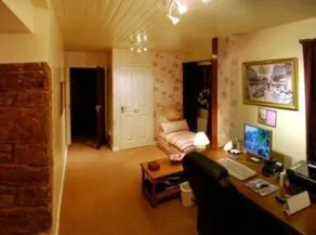 Thorne Cottage - Image 2