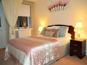 Enmore Beach House - Image 5