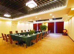Dali Royal Resort Hotel - Image 4