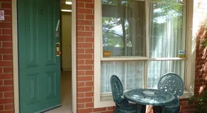 Box Hill Studio Apartment 2 - Image 5
