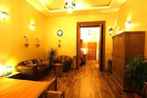 Budapest Royal Suites - Image 5