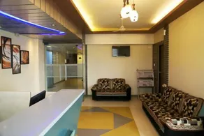 Budget Inn Palm Regency - Image 3