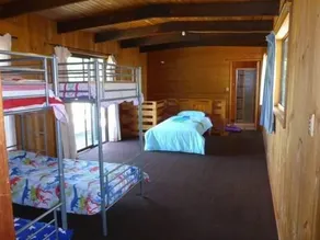 Holiday Home & "The Retreat" - Image 3
