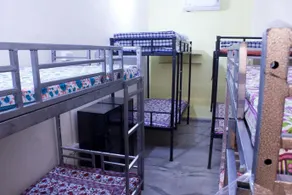 Nanus Hostel - Image 5