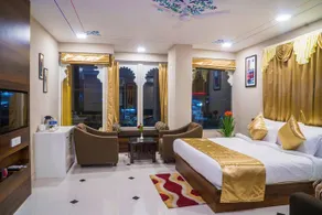 Hotel Kingfisher - Image 5