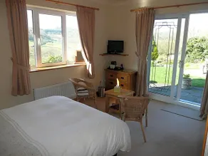 Heulwen Guest House - Image 3
