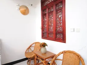 Sunshine Courtyard Sightseeing Home stay (Dali Old City Store - Image 4