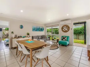 Sunny Coast Shack Pet Friendly - Image 4