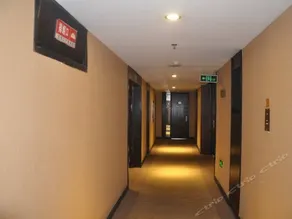 Labour Building Commercial Hotel - Image 3