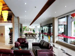 Jinhu Hotel - Image 5