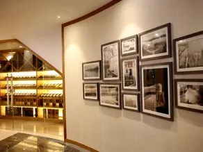 Lanzuan International Castle Hotel - Image 3