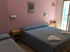 Hotel Pupa - Image 5