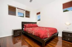 Port Douglas Accommodation - 5 Templemoon - Image 4