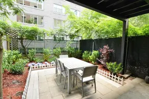Townhouse Lincoln Center - Image 5