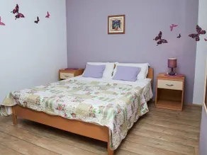 Lozna Apartment - Image 2