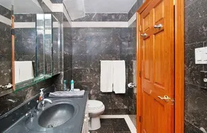 Superior New York Apartments - Image 5