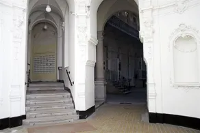 Central Market Apartments - Image 2
