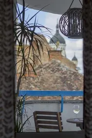 Cool terrace - Image 2