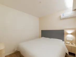 Hanting Express Wuhan Xudong Street - Image 3