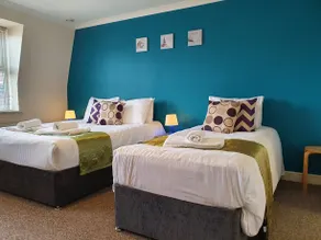 Old Town Central Apartments - Image 1