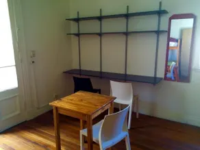 Waikiki Hostel - Image 3
